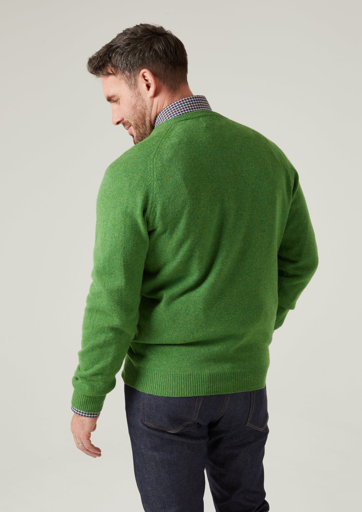 Kilsyth Men's Lambswool Jumper in Watercress