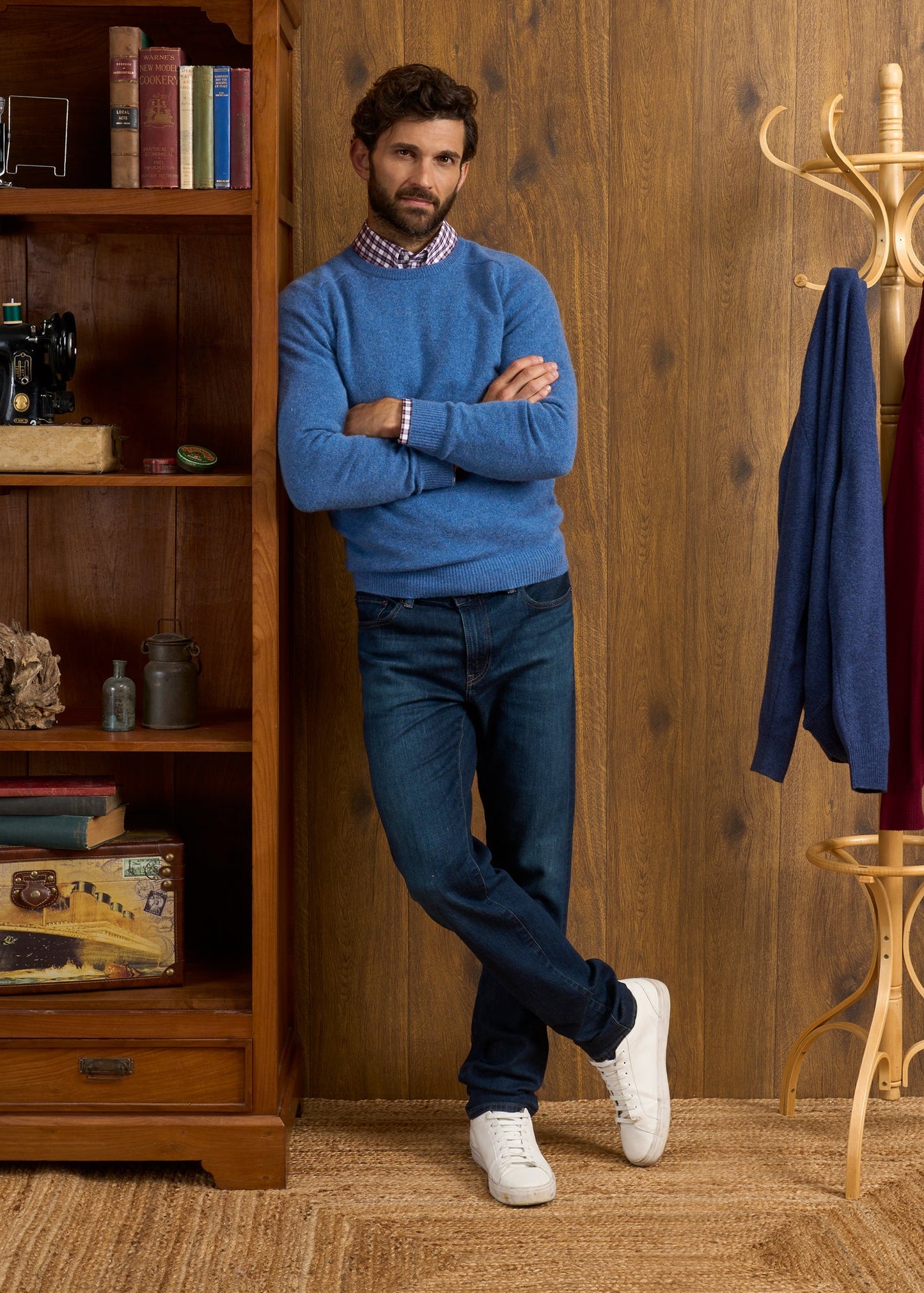 Lenzie Men's Lambswool Jumper In Jeans