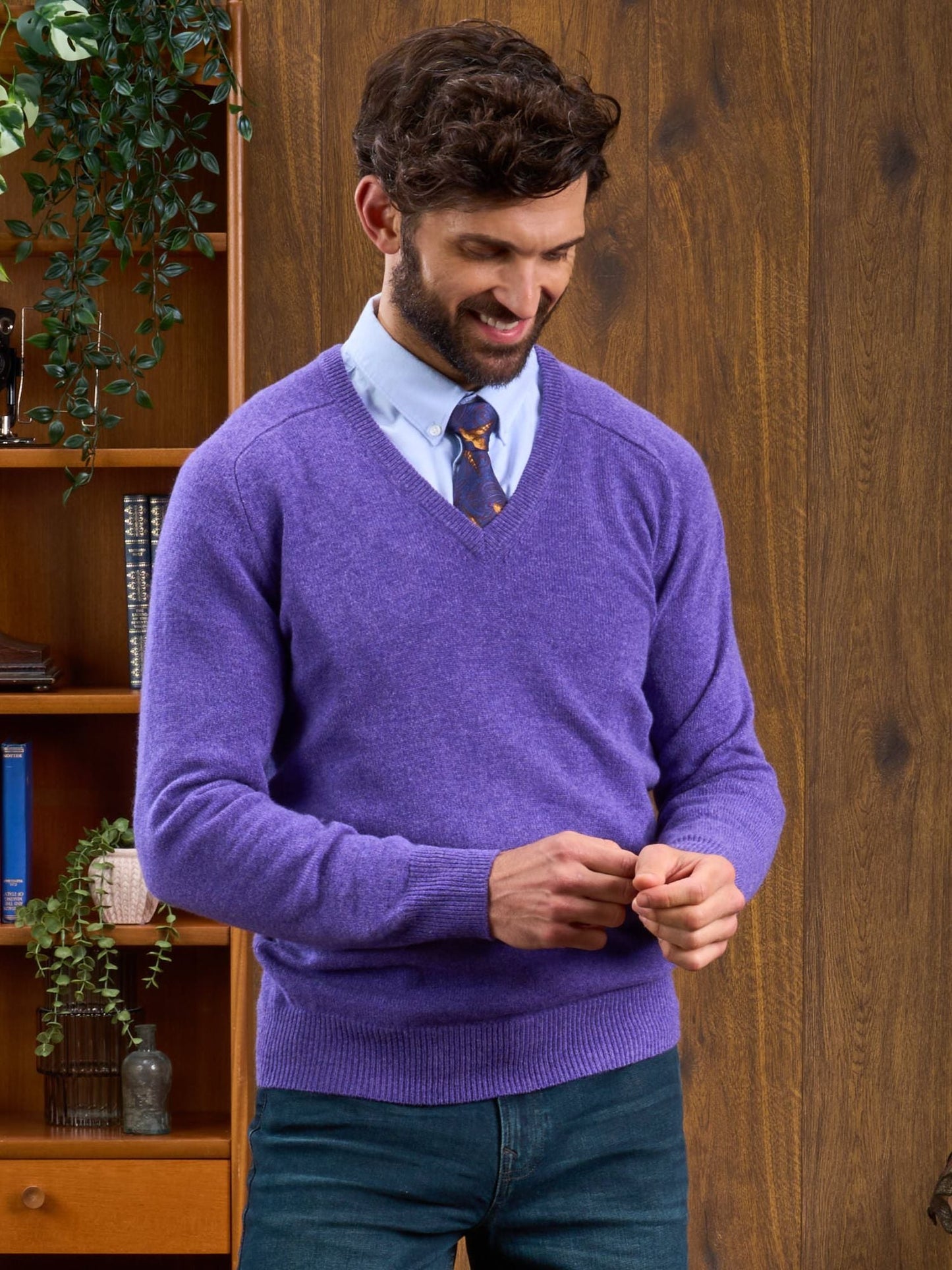 Lambswool Vee Neck Jumper in Purple