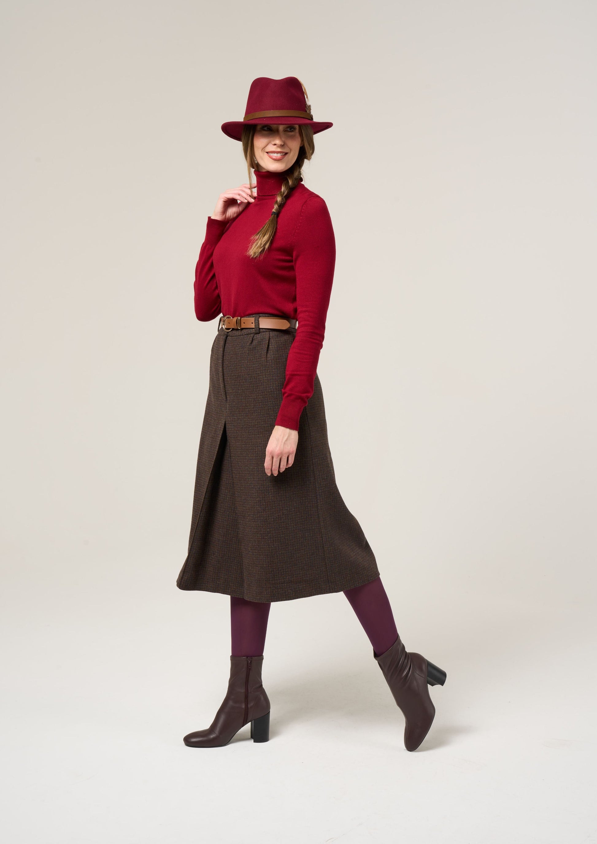 Surrey Ladies Tweed Culottes In Bramble