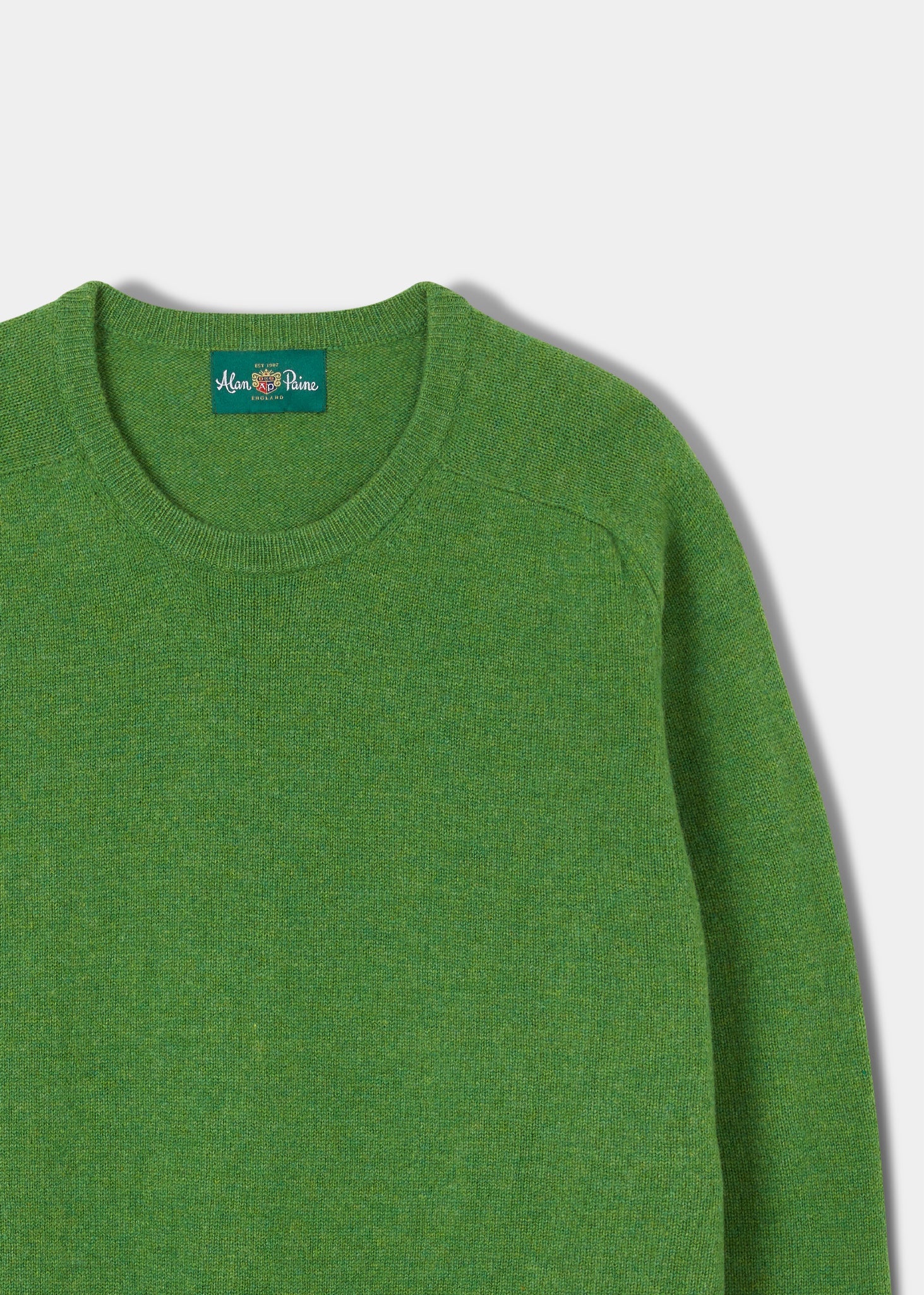 Men's Crew Neck Lambswool Jumper in Watercress